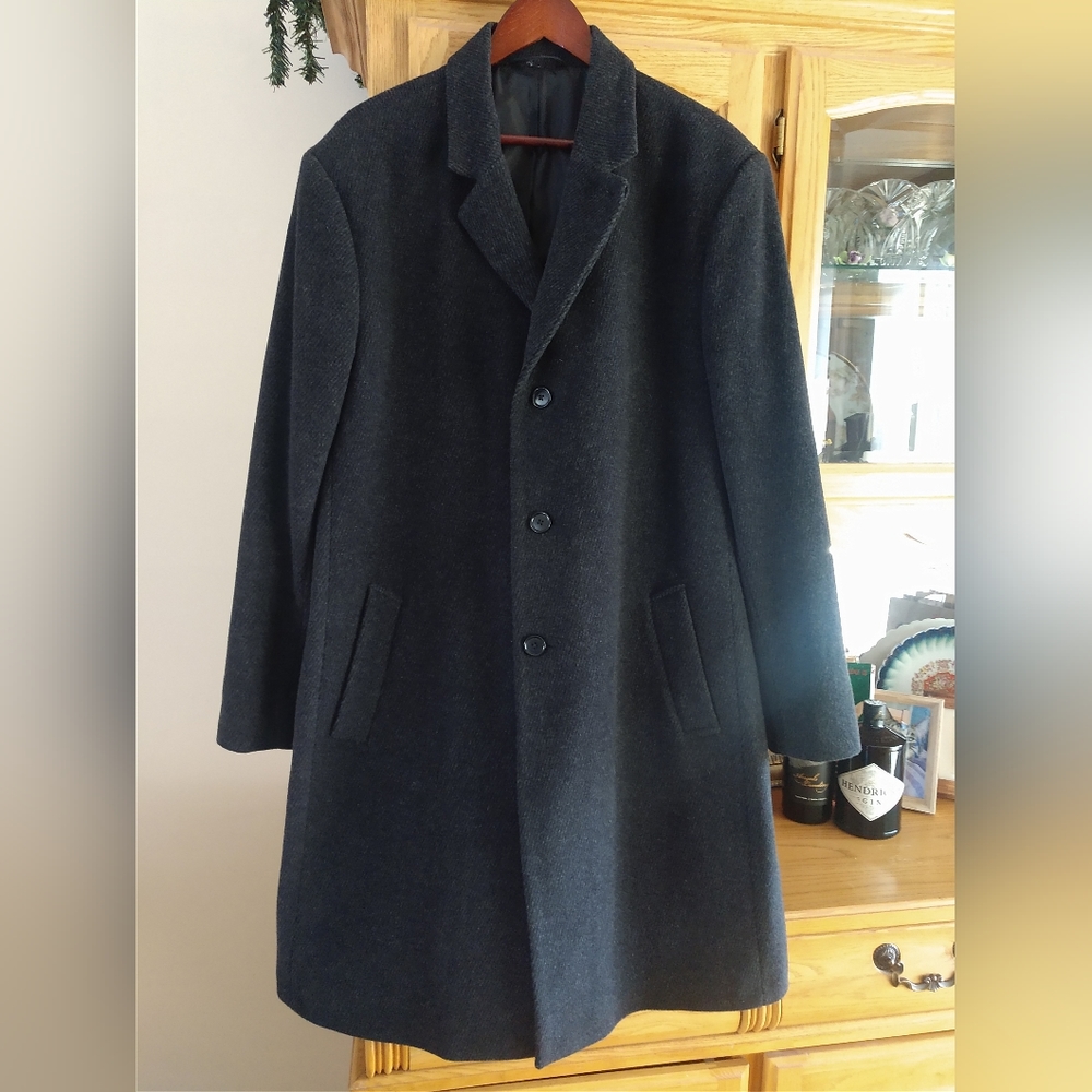 Hickey Freeman mens coat